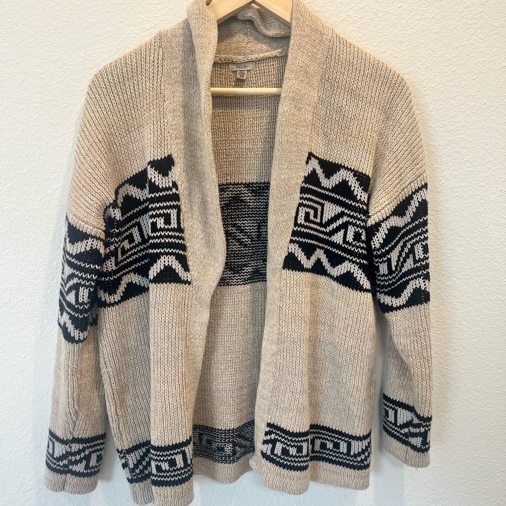 Ecote Beige and Black Geometric Cardigan‎